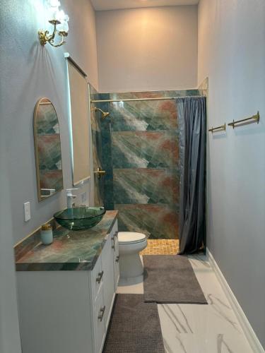 Comfortable Private Rooms Near Orlando's Top Attractions in Winter Garden