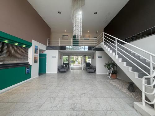 Lobby, Seaside Garden Retreat in Central Coast