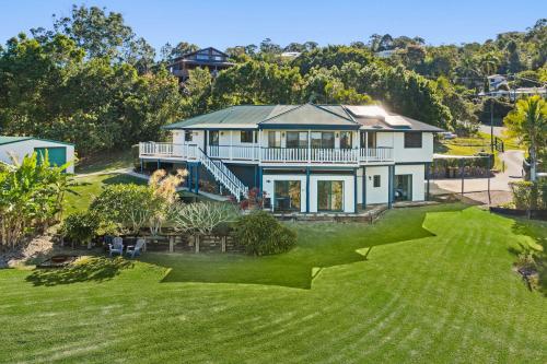 A szálláshely kívülről, Maroochy River Treetop Haven - Scenic & Dog-Friendly in Maroochy River