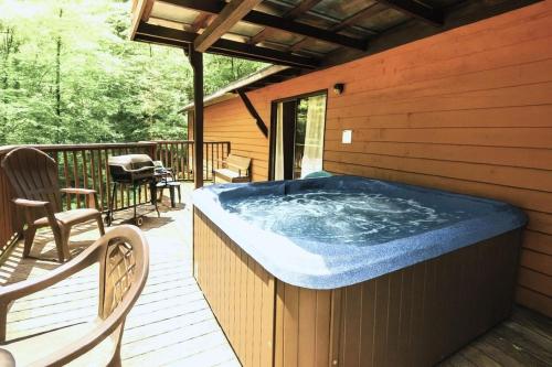 Smoky Mountain Memories cabin - image 14