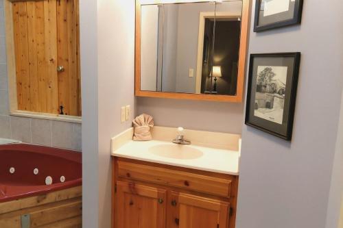 Smoky Mountain Memories cabin - image 7