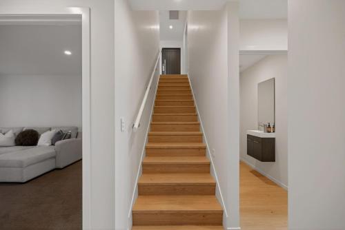 Powder Ridge Alpine Retreat - image 4