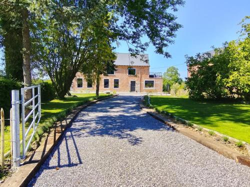 Gite avec climatisation, jardin - 6 pers. - FR-1-510-258 in Taisnieres-en-Thierache