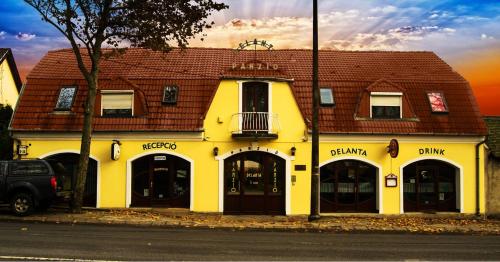 ทางเข้า, Delanta Panzio in บูได วาม