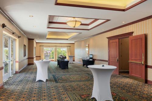 Tárgyalóterem/bálterem, Hilton Garden Inn Milwaukee Northwest Conference Center in Milwaukee (Wisconsin)