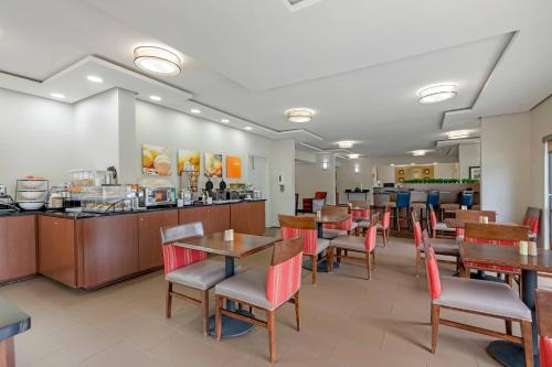 Ételek és italok, Comfort Inn & Suites Covington - Mandeville in Covington (Louisiana)