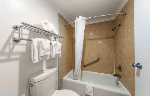 Quality Inn Long Beach - Signal Hill - image 43