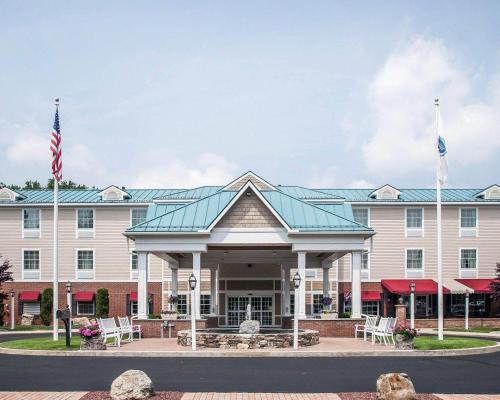 Comfort Inn & Suites Sturbridge-Brimfield in Sturbridge, USA