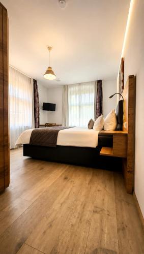 Adler Oberdorf 3