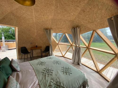 le dôme avec bain nordique (le dome avec bain nordique) in Amfroipret