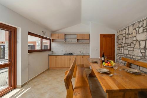 Iekārtas, Pool House Suzi in Heart of Istria - Happy Rentals in Orihi