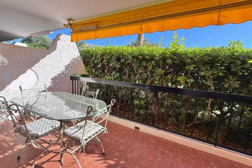 Antibes Chemin du Puy - Studio for 2 people - Parking - Wifi -Swimming pool in La Pagane