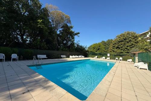 Antibes Chemin du Puy - Studio for 2 people - Parking - Wifi -Swimming pool in La Pagane