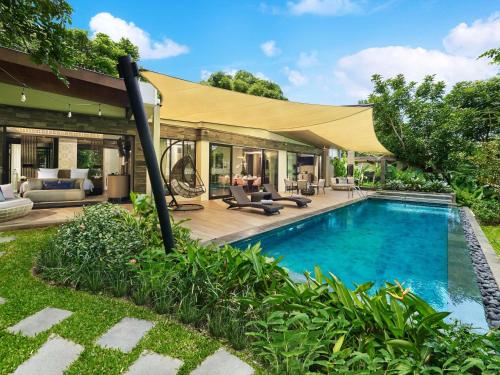 Pullman Ciawi Vimala Hills Resort Spa & Convention Room Type - Junior Presidential Villa with Private Heated Pool