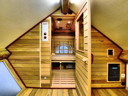  Beautiful vacation home with sauna and jacuzzi in Harre