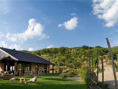บริการและสิ่งอำนวยความสะดวก, Villa in Tuscany with Organic Wine Estate in เล ปอจจัชเช