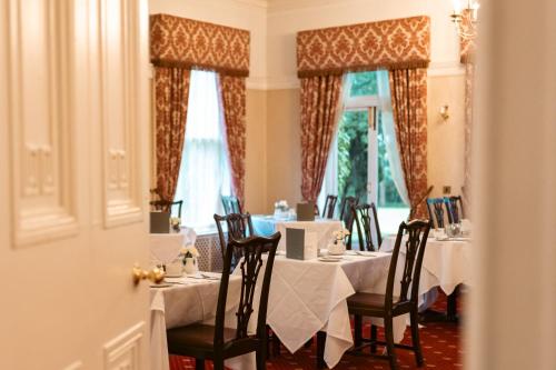 Farington Lodge Hotel - image 12