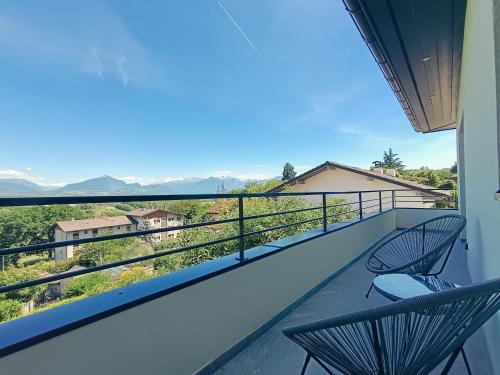 Le Cocon du Salève - Private Spa - Parking - Proche Genève (Le Cocon du Saleve - Private Spa - Parking - Proche Geneve) in Etrembieres (Rhone-Alpes)