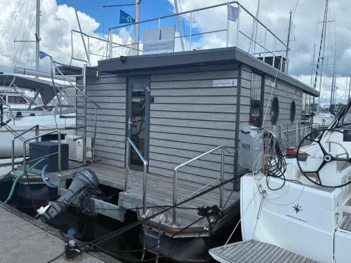 Hausboot Fjord MobyDick in Flensburg mit Dachterrasse in Flensburg, Deutschland