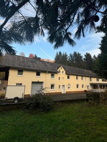 Erholung in Eifel für Paare, Familien mit Hunde (Erholung in Eifel fur Paare, Familien mit Hunde) in Seffern