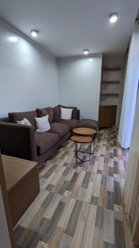 Cozy one bedroom Rebero Apartment with City Views - image 5