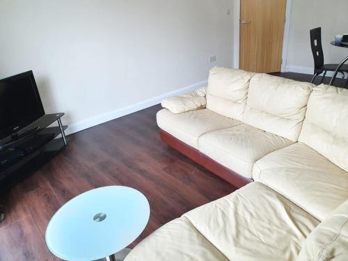Room in 2bed flat – khách sạn tại King's Hedges