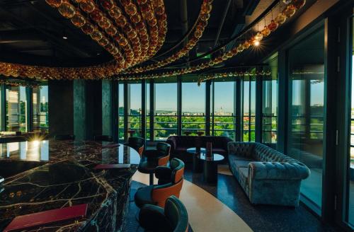 Krogs/atpūtas telpa, Radisson Blu Hotel, Cluj in Klujnapoka