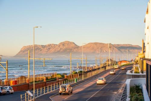 Dawn Over The Bay- Muizenberg Stay - image 12