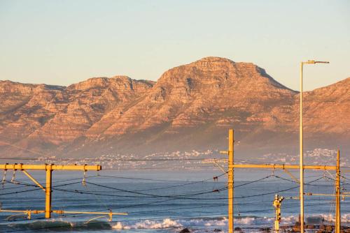 Dawn Over The Bay- Muizenberg Stay - image 4
