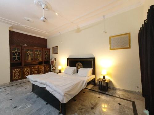 Charming BB in Rawalpindi MALE ONLY - main image