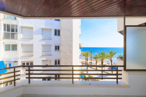 Capote Family Beachfront Rentalmar - image 5
