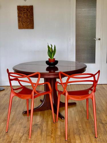 Apartment near Eiffel Tower in Bois de Boulogne