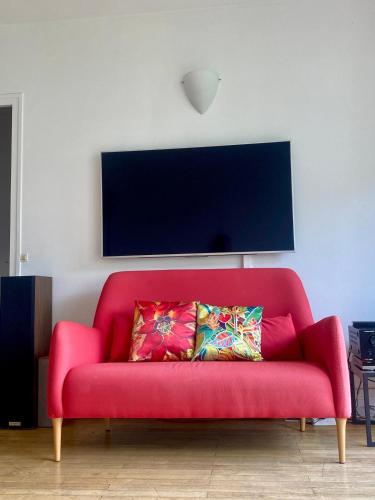 Apartment near Eiffel Tower in Bois de Boulogne