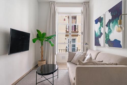 Peregrino Málaga Balcony by ELE Apartments