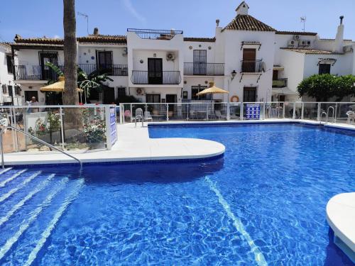 NUEVA NERJA 22 MENYBER