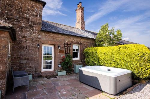 A szálláshely kívülről, Drakes Rest, Kirklinton with hot tub, ideal romantic escape in Hethersgill