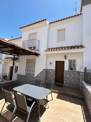 HOGARENO ADOSADO EN EL PUEBLO DE ARDALES in Ardales