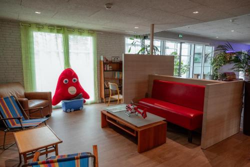 greet hotel Castets Coeur des Landes in Castets