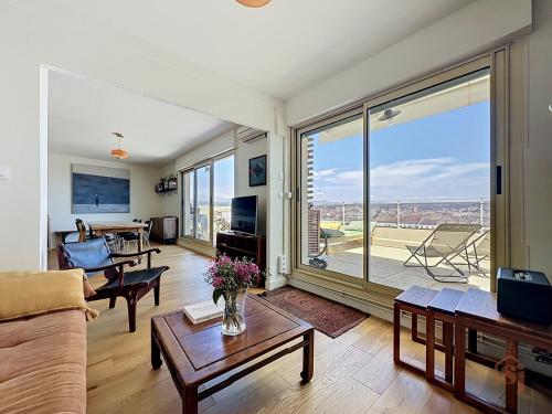 Sea view - 2BR - Terrace - Air conditioning - BBQ