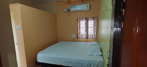 Hemanthhomestayhampi in Sanapur