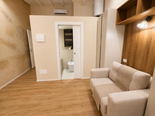 Pitti Suite 1 - image 8