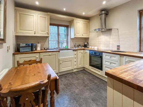 Kitchen, Ye Olde Stone House in Sutton Coldfield