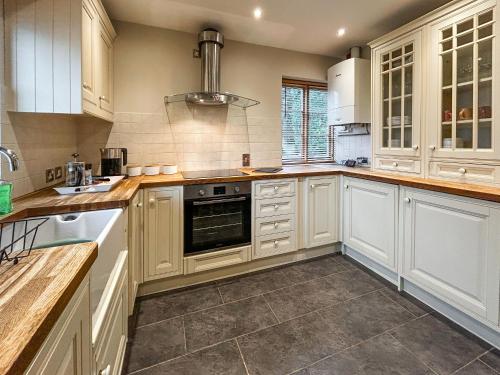 Kitchen, Ye Olde Stone House in Sutton Coldfield