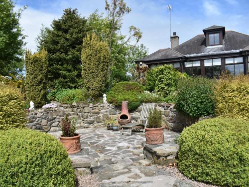Kert, Middle Lodge in Mintlaw