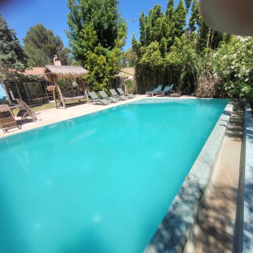 Villa pres d' Aix en provence et Marseille gîte à louer La Mérindolle
