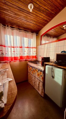 Hospedaria Vó Júlia (Hospedaria Vo Julia) in تيرادينتيس