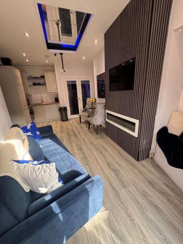 Stewart Terrace Apartment
