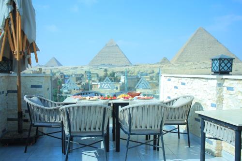 pyramids line inn - image 13
