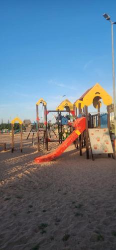 kinderspeeltuin, VIVASTAY - 2 chambres avec Accès Direct Plage & Grandes Piscines- (VIVASTAY - 2 chambres avec Acces Direct Plage & Grandes Piscines-) in Sidi Rahal