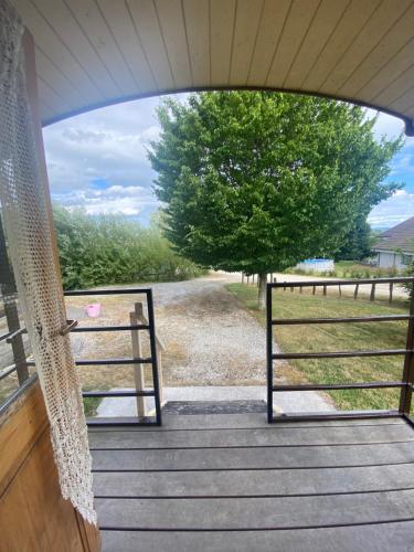 La Roulotte au Paradis in Chissey-sur-Loue